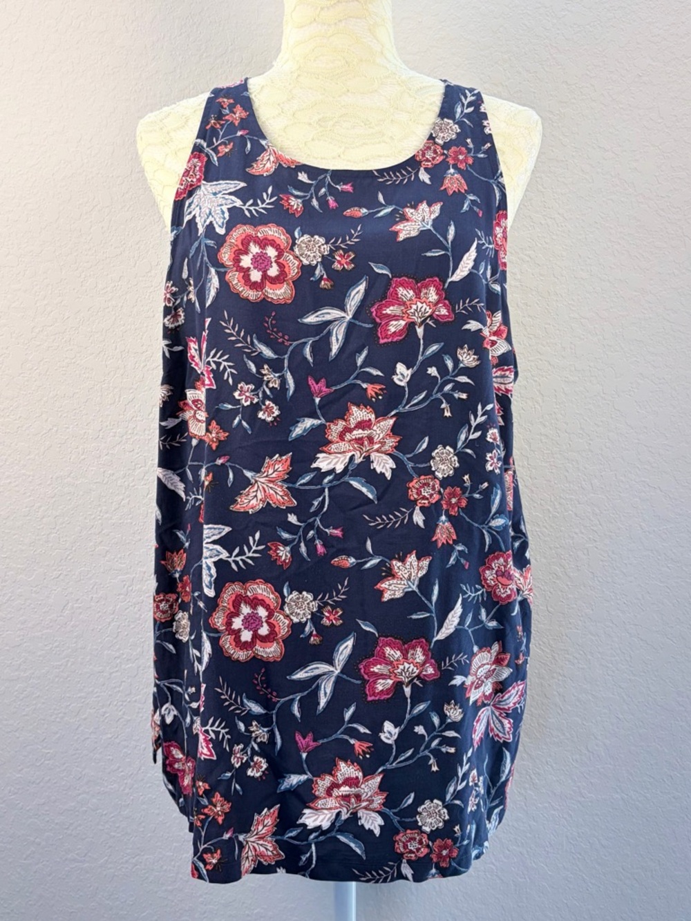 Old Navy High Neck Navy Blue Floral Print Sleeveless Top XL